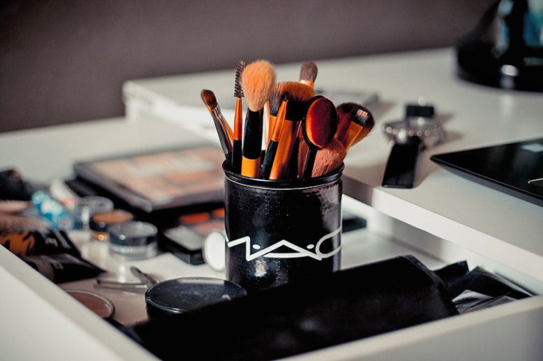 MAC Cosmetic Brush Pot