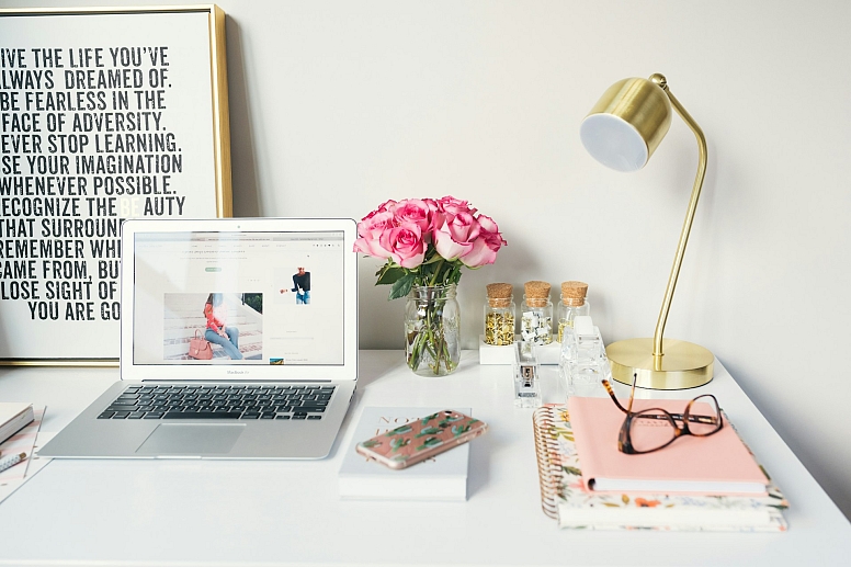 Reasons You Should Add A Blog On Your Ecommerce Website